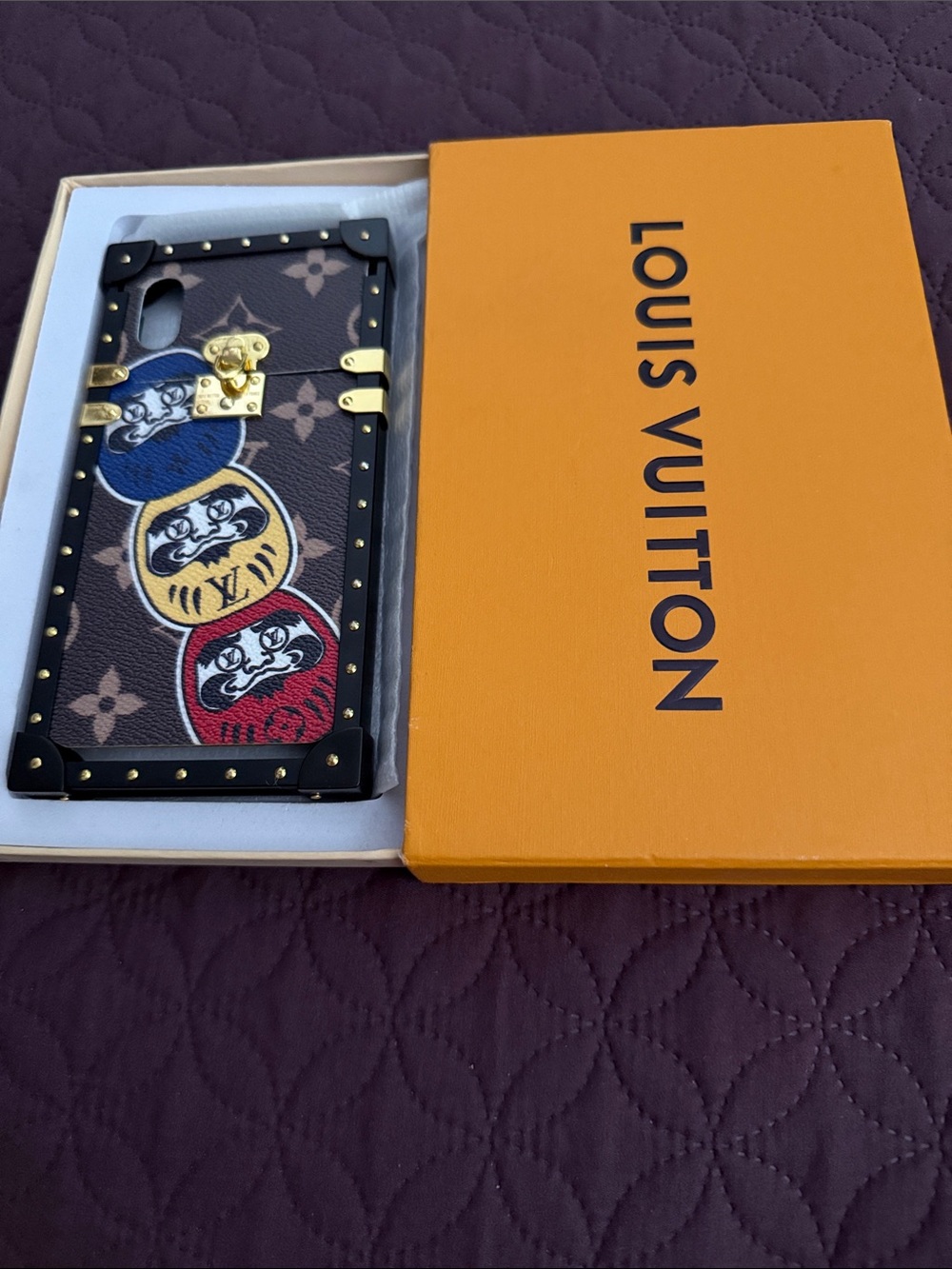 NIB IPhone Trunk Case,